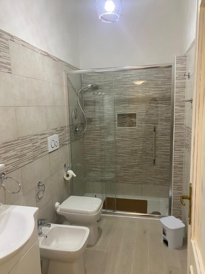 Domo Nora 2 Apartment Олбия Екстериор снимка